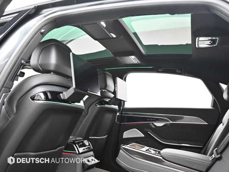 Audi A8 — photo 18