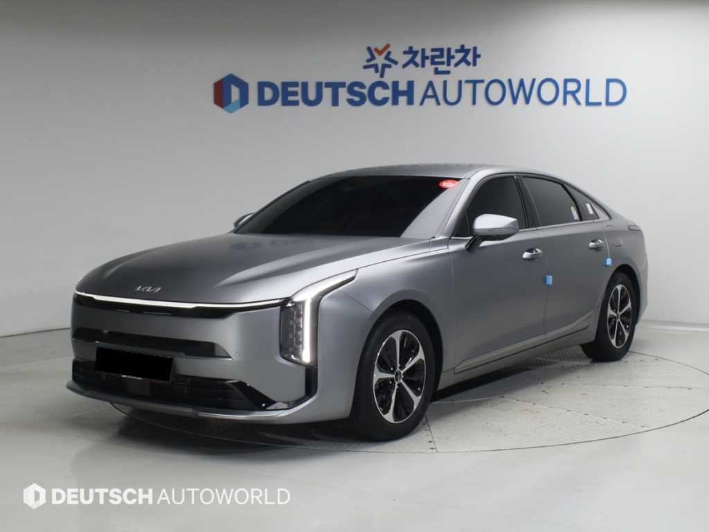 Kia K8 — photo 01