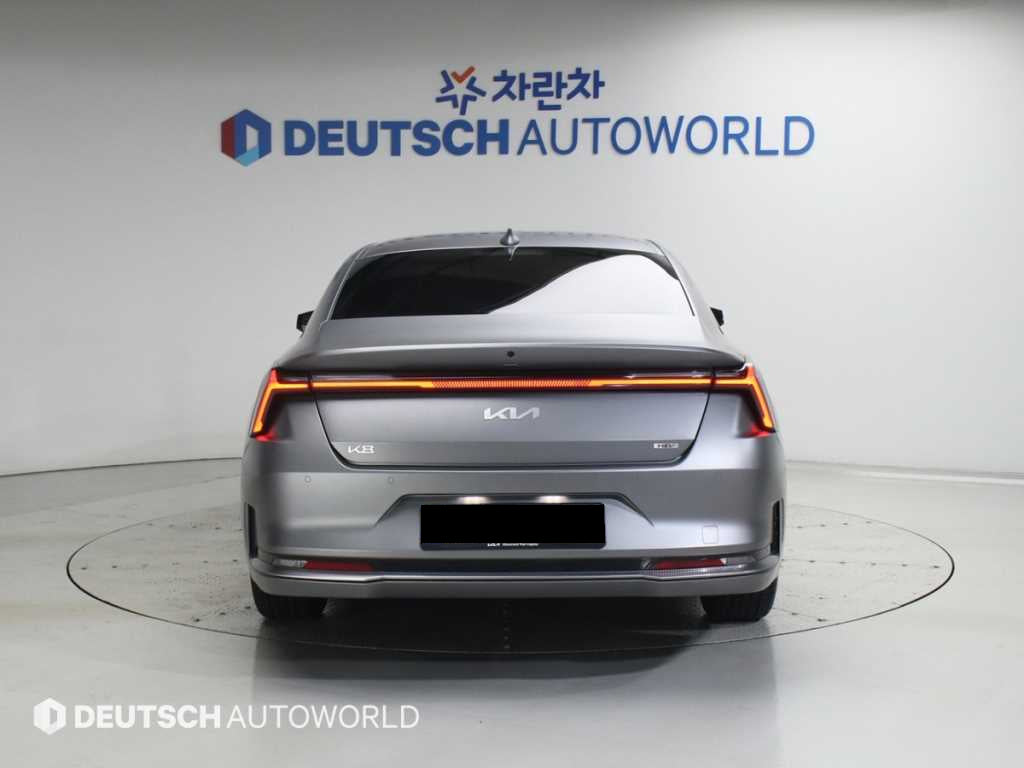 Kia K8 — photo 04