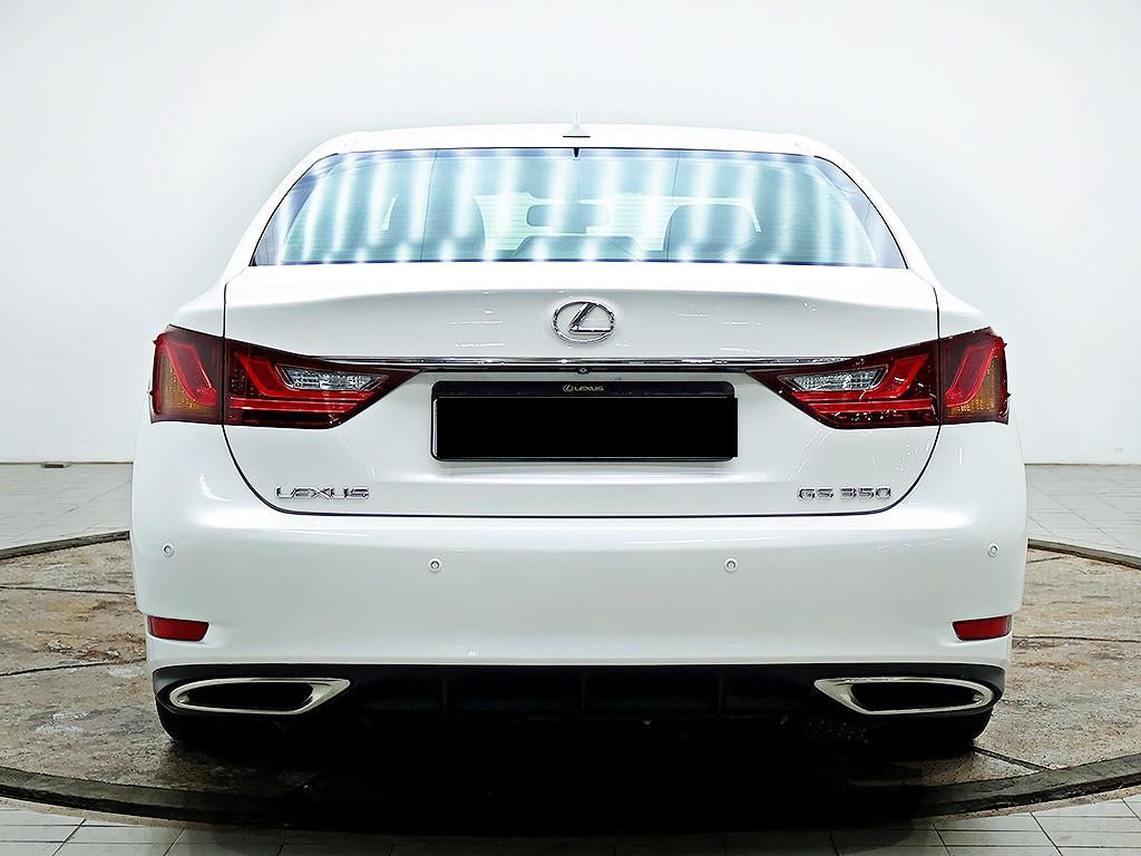 Lexus GS — photo 03