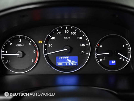 Hyundai Starex — photo 08