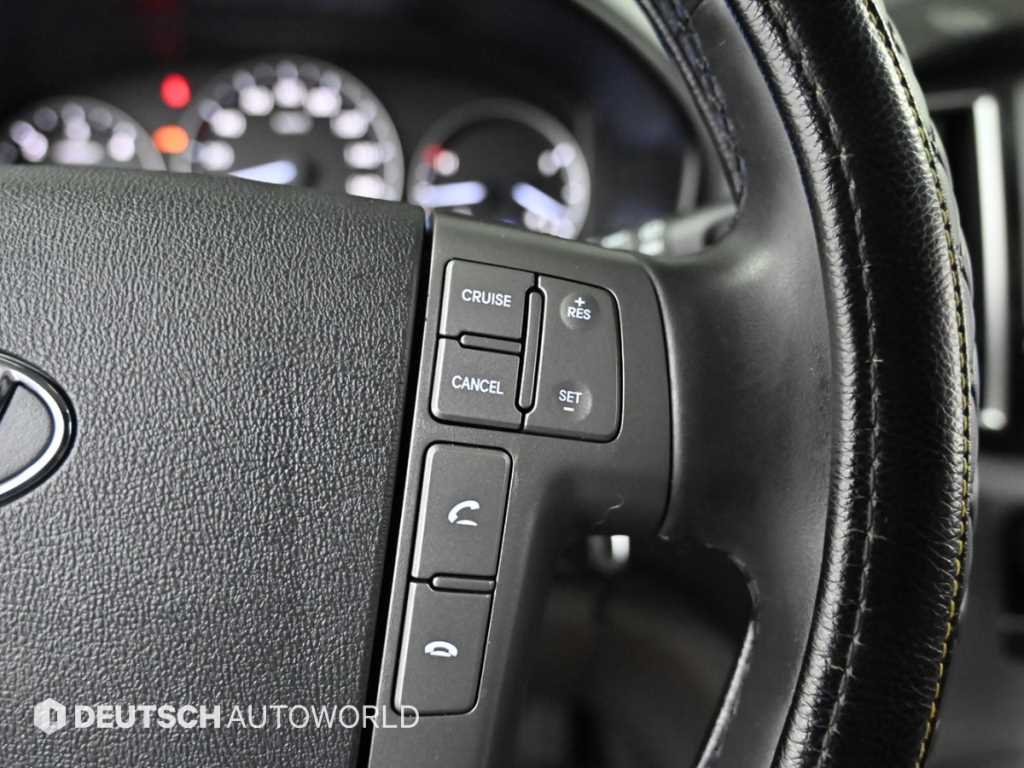 Hyundai Starex — photo 17