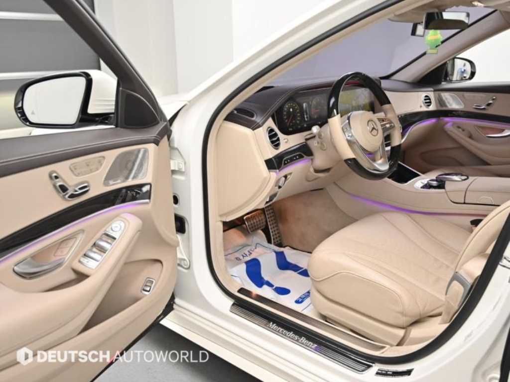 Mercedes-Benz S-Class — photo 12