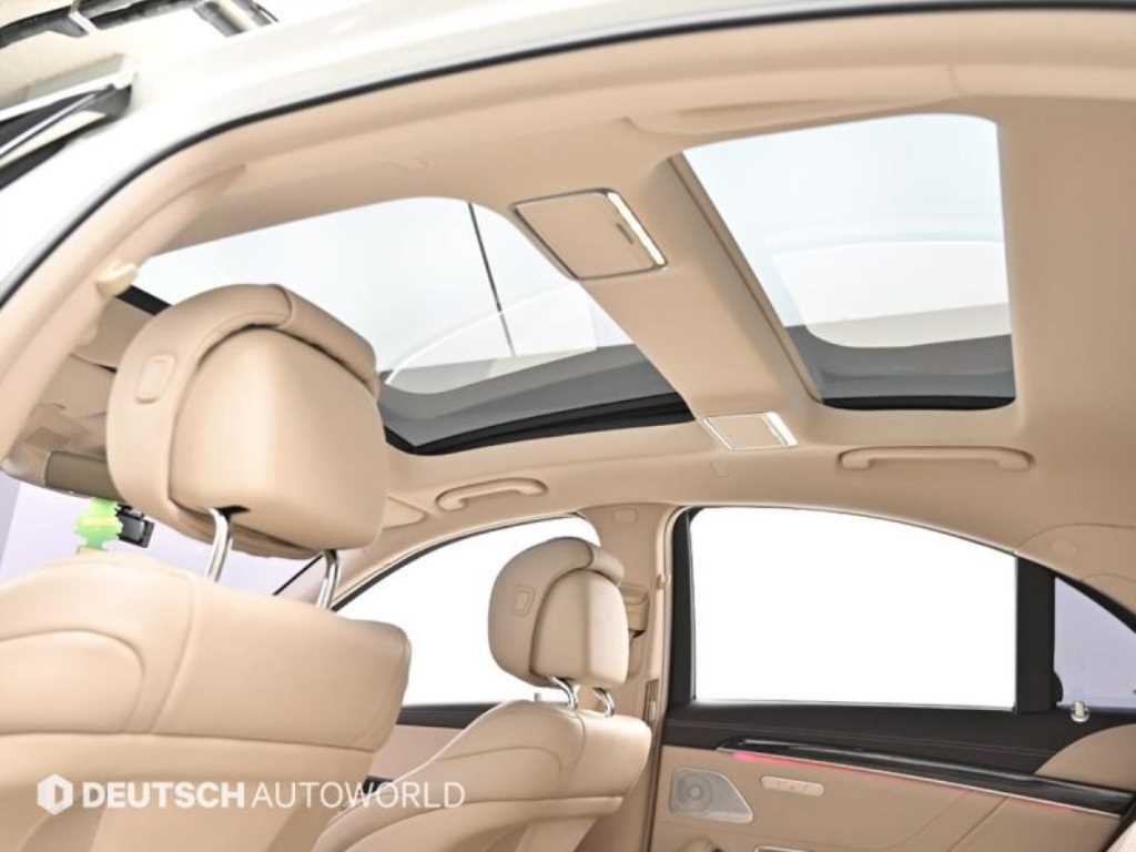 Mercedes-Benz S-Class — photo 19