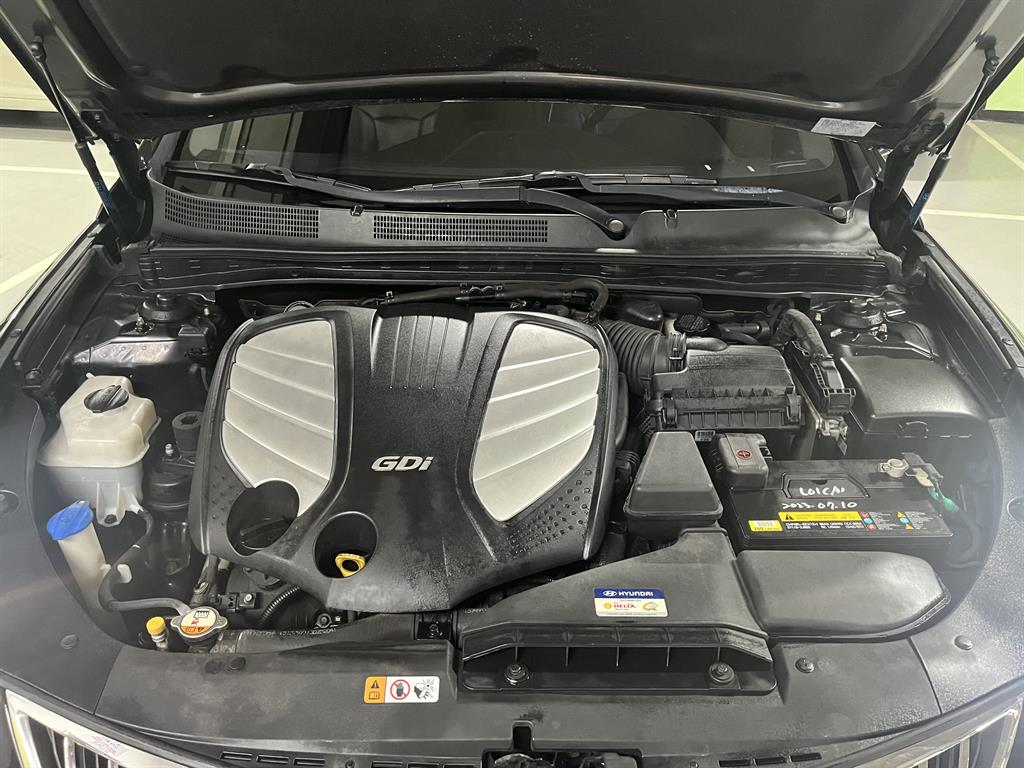 Hyundai Grandeur — photo 05