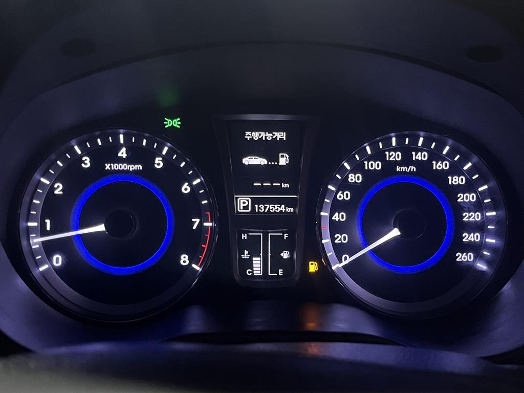 Hyundai Grandeur — photo 06