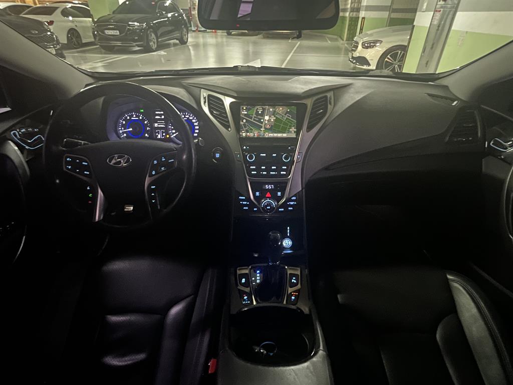 Hyundai Grandeur — photo 07