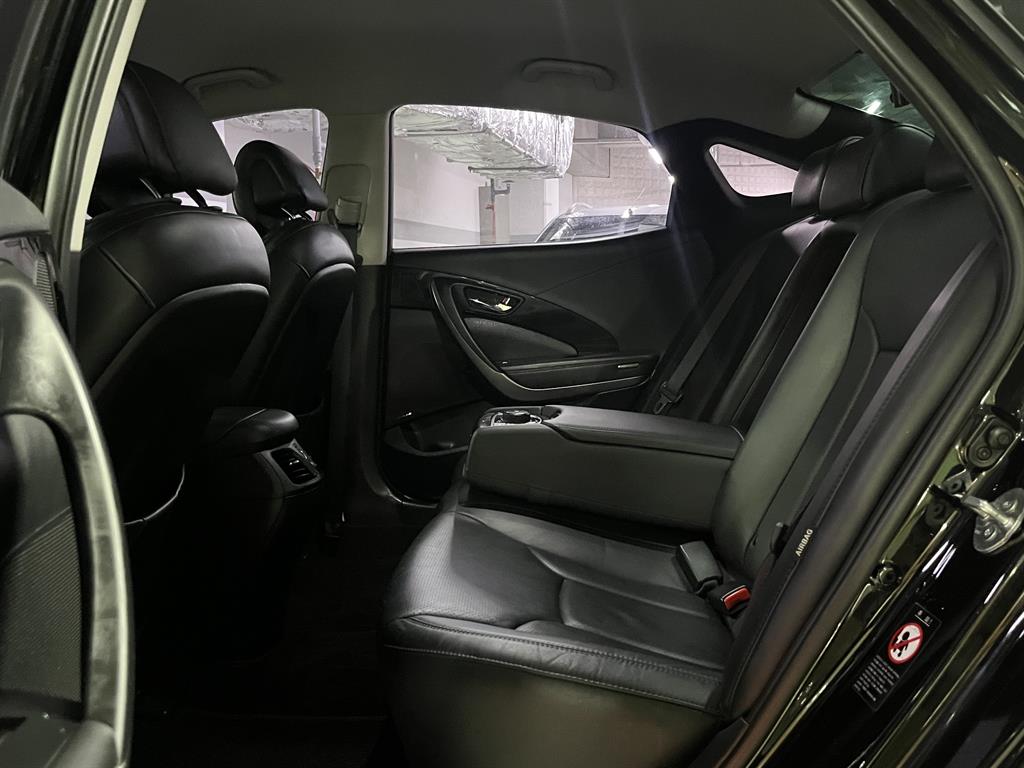 Hyundai Grandeur — photo 09