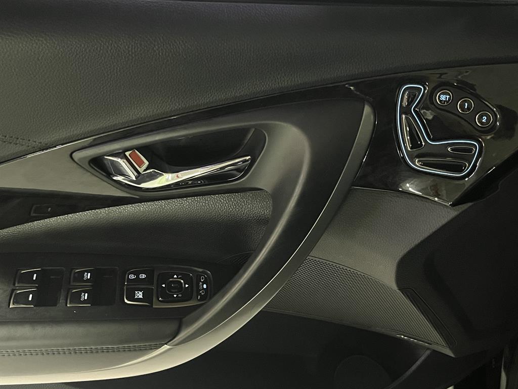 Hyundai Grandeur — photo 14