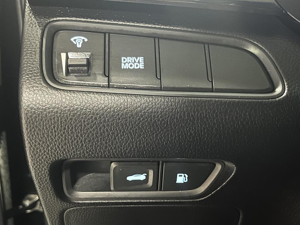 Hyundai Grandeur — photo 16