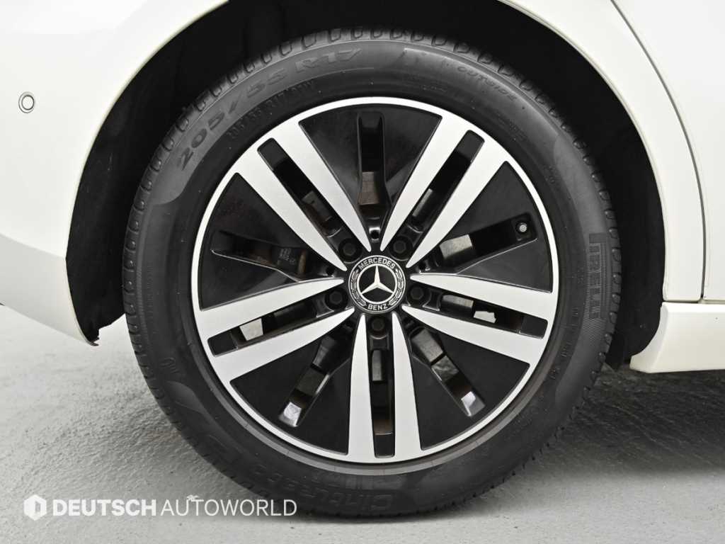 Mercedes-Benz A-Class — photo 05