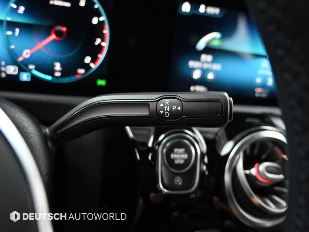 Mercedes-Benz A-Class — photo 09