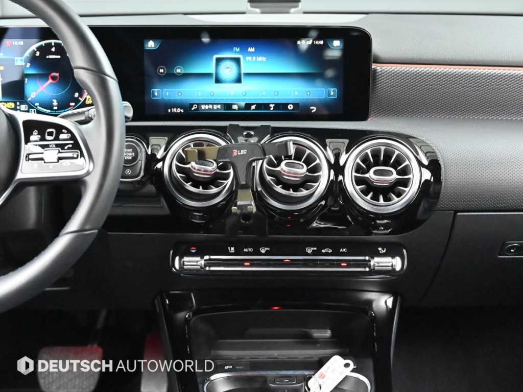 Mercedes-Benz A-Class — photo 14