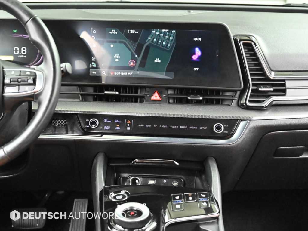Kia Sportage — photo 14