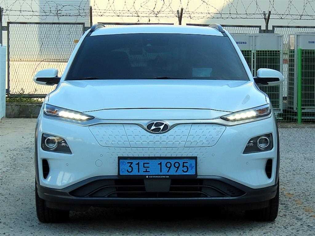 Hyundai Kona — photo 01