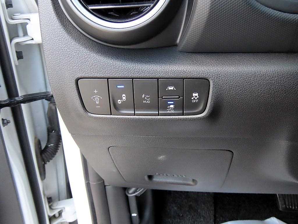 Hyundai Kona — photo 13