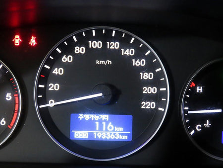 Hyundai Starex — photo 09