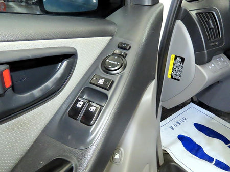 Hyundai Starex — photo 13