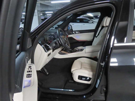 BMW X7 — photo 13