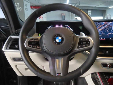 BMW X7 — photo 15