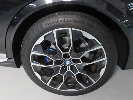 BMW X7 — photo 17