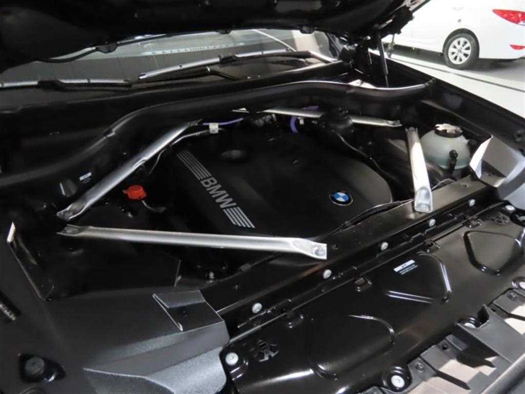 BMW X7 — photo 20