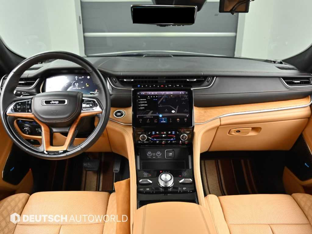 Jeep Cherokee — photo 07