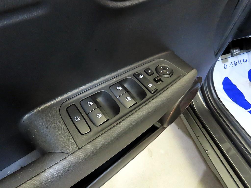 Hyundai Casper — photo 13