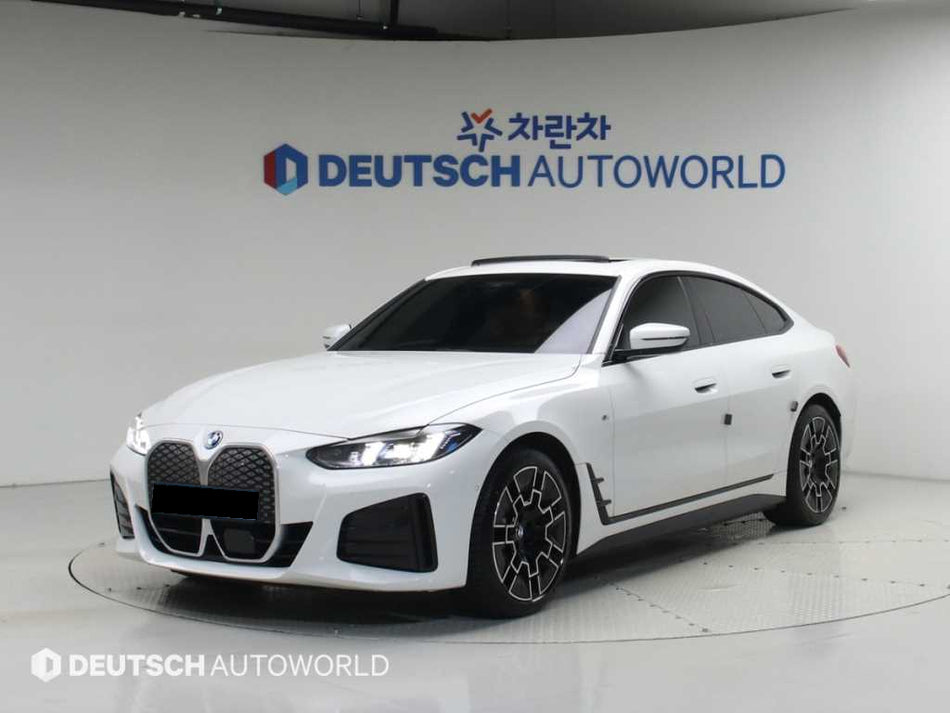 BMW i4 — photo 01