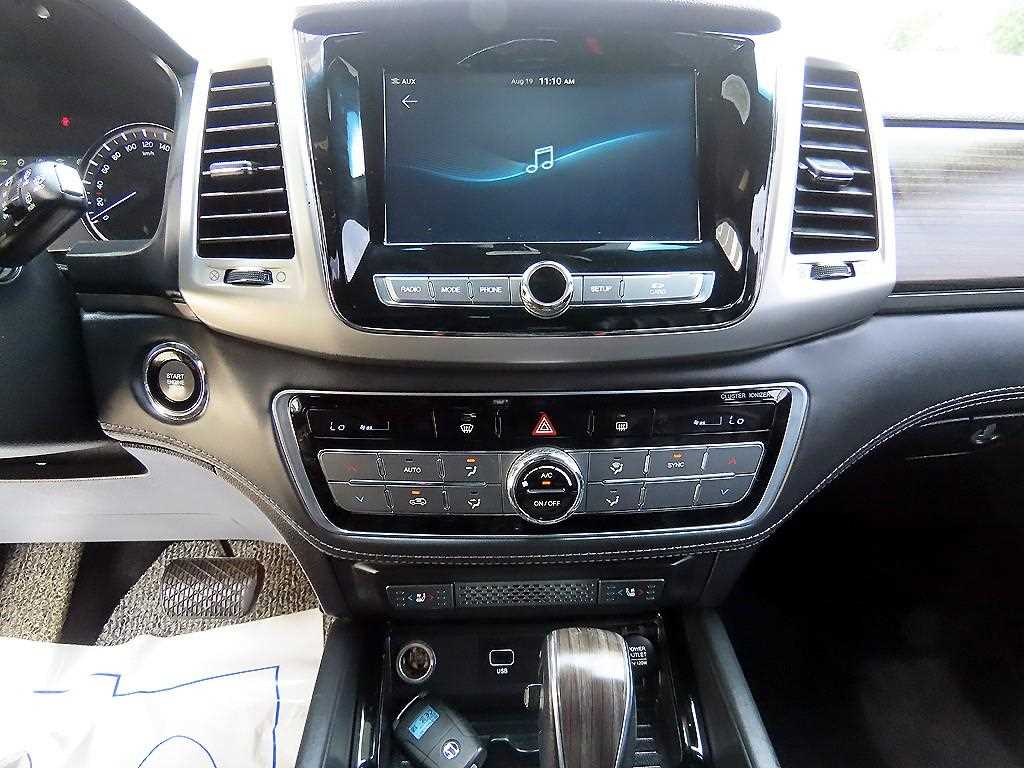 KGM Rexton — photo 13