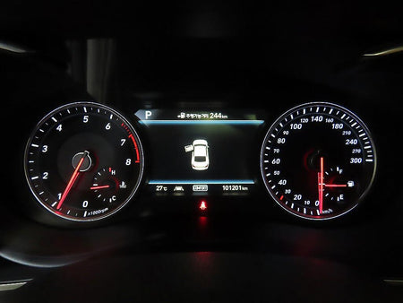 Genesis G70 — photo 09