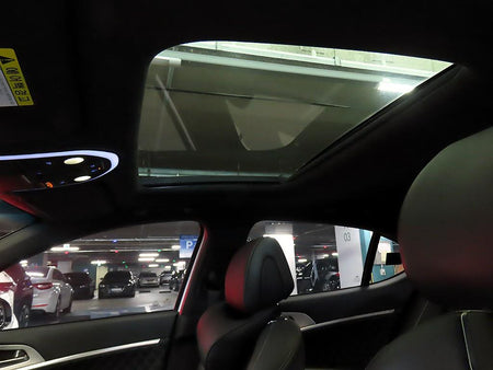 Genesis G70 — photo 17