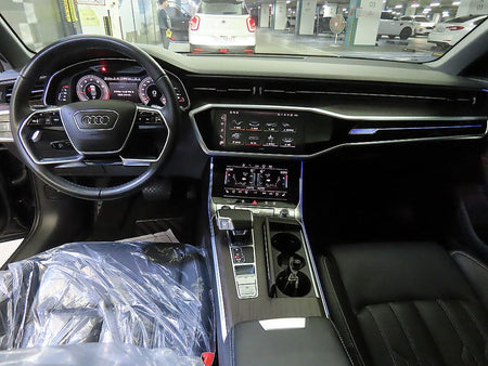 Audi A6 — photo 10