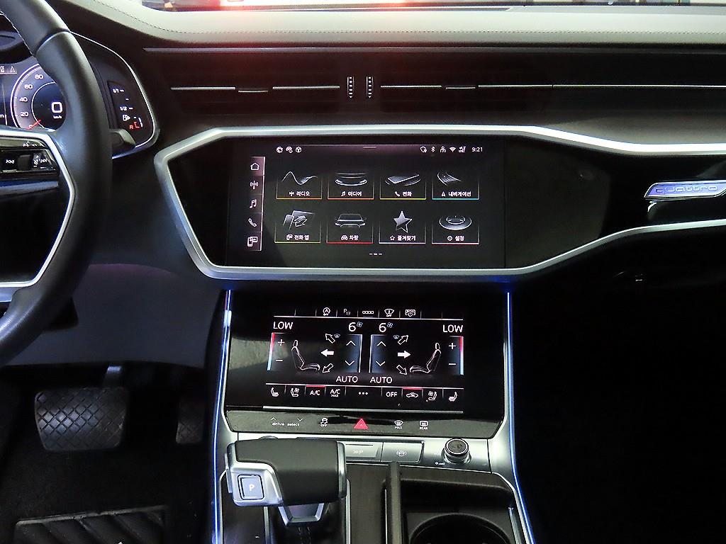 Audi A6 — photo 11