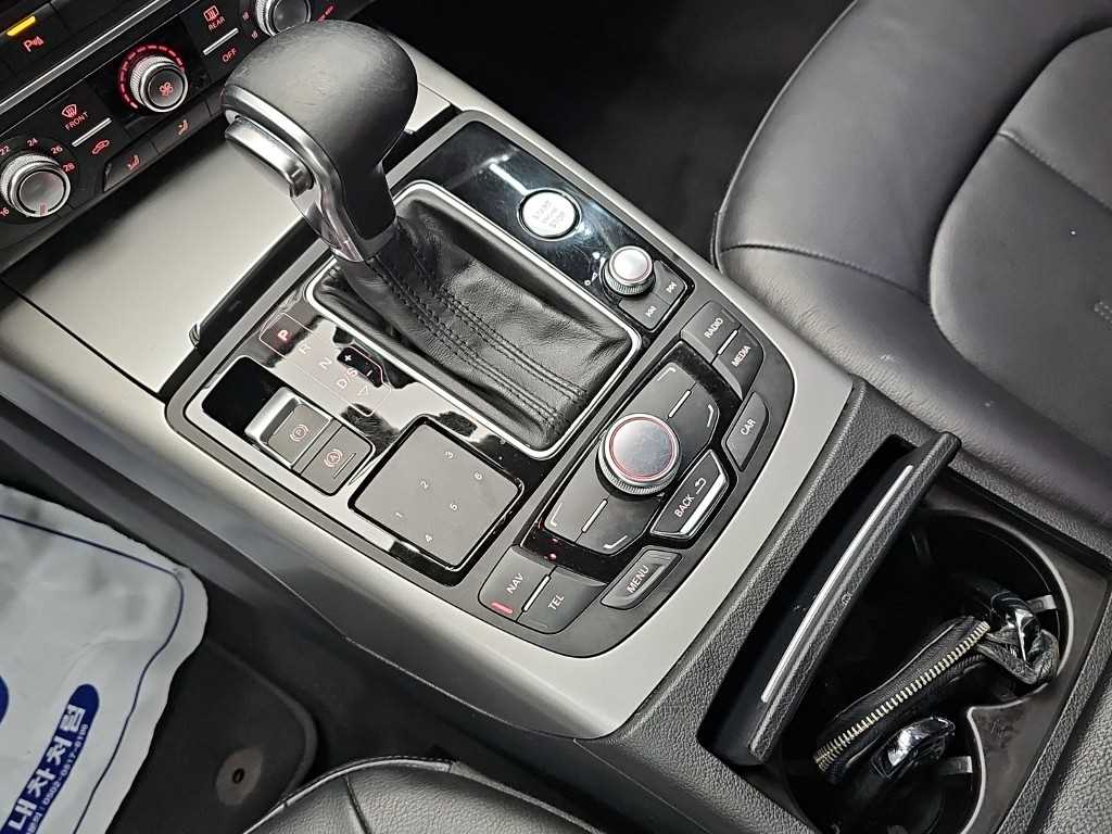 Audi A6 — photo 08