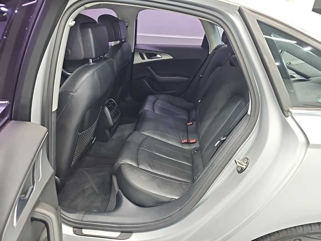 Audi A6 — photo 12