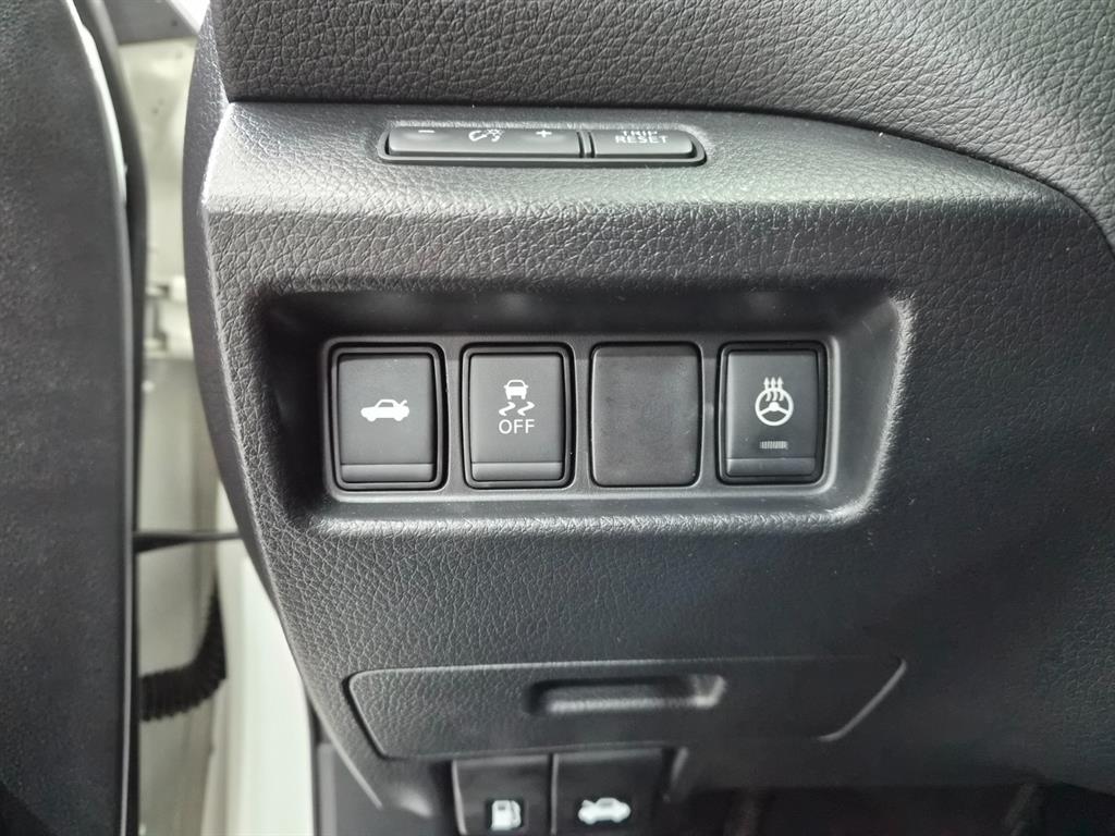 Nissan Altima — photo 13