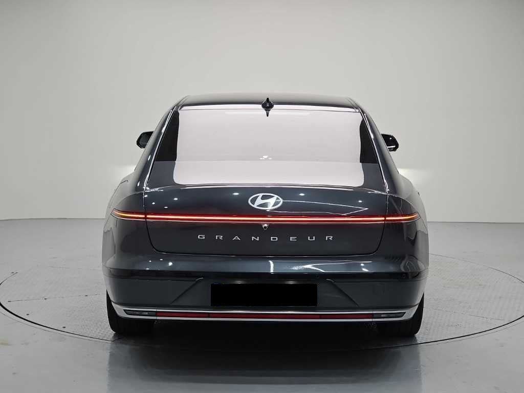 Hyundai Grandeur — photo 03