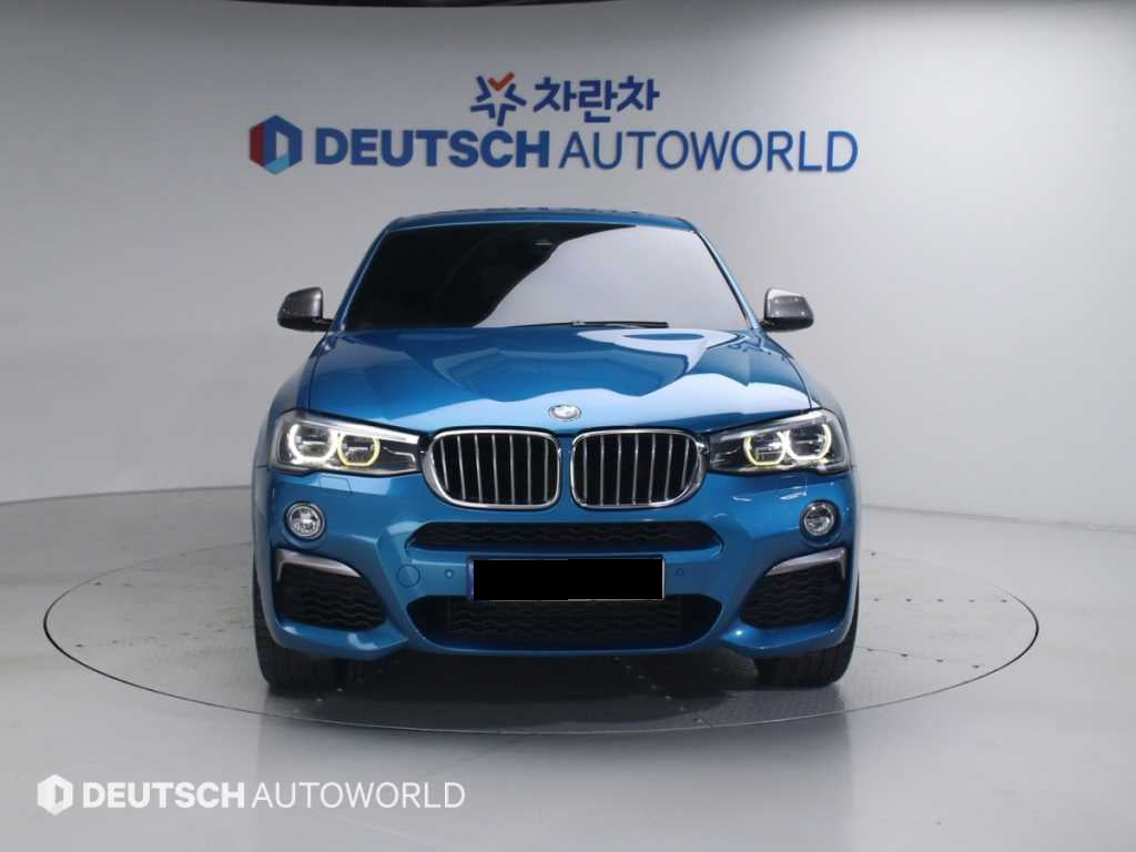 BMW X4 — photo 03
