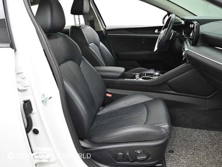 Kia K5 — photo 11