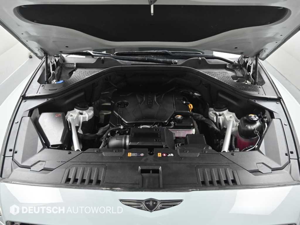 Genesis GV80 — photo 06