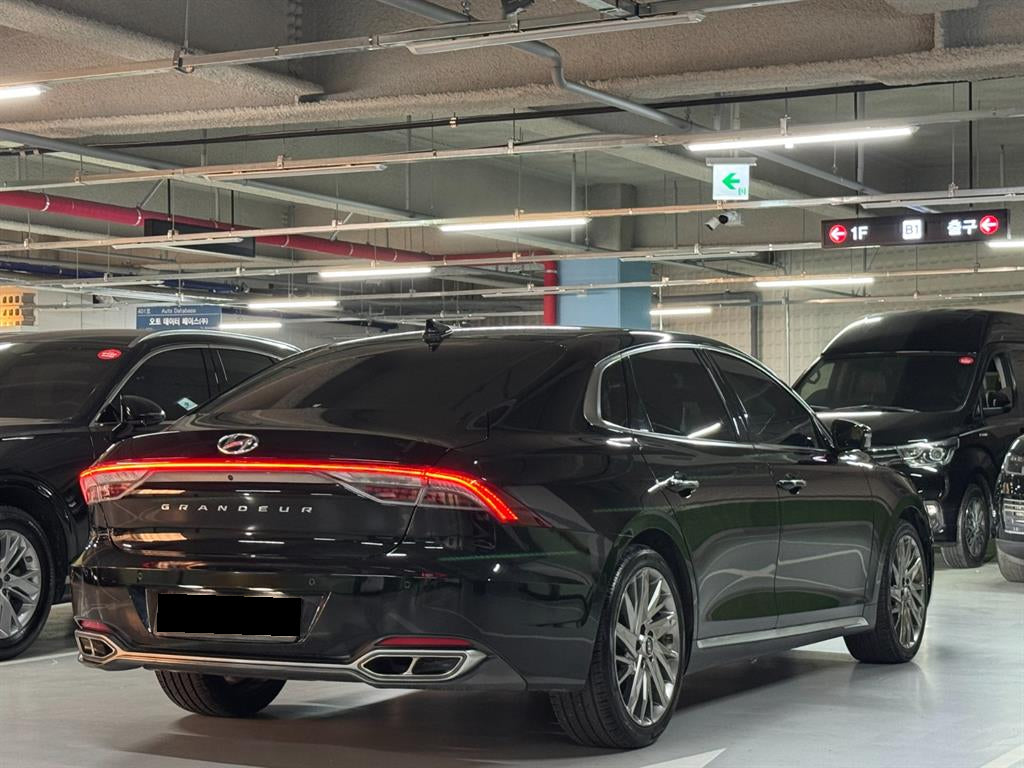 Hyundai Grandeur — photo 03