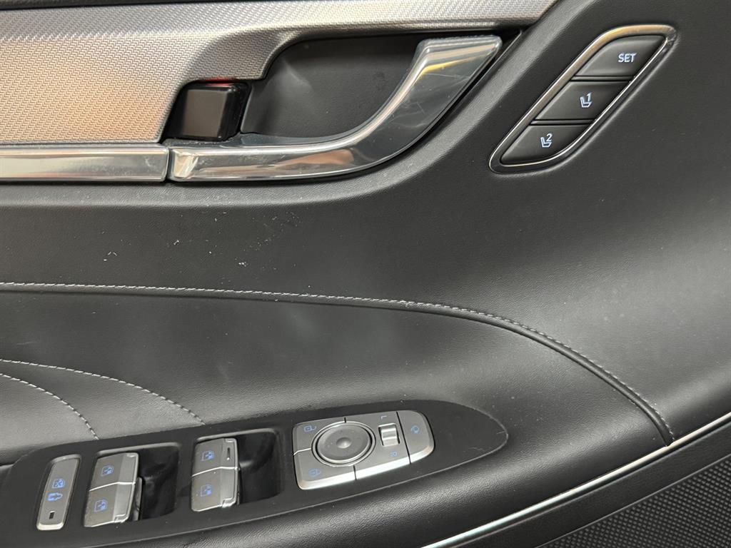 Hyundai Grandeur — photo 16
