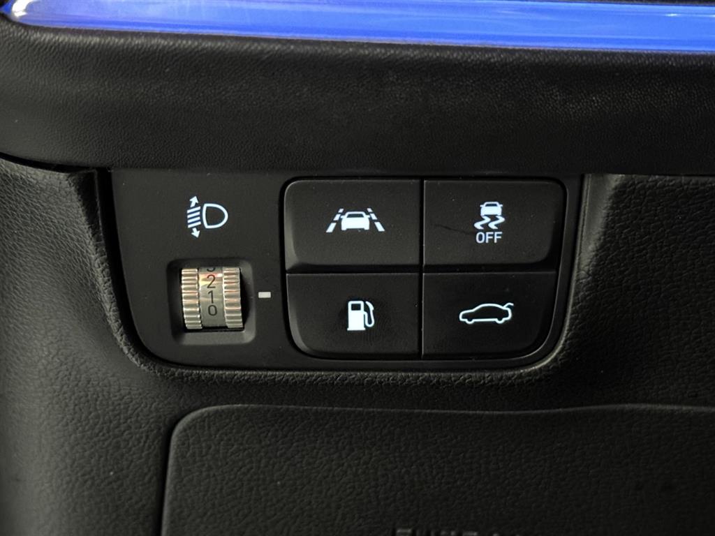 Hyundai Grandeur — photo 17