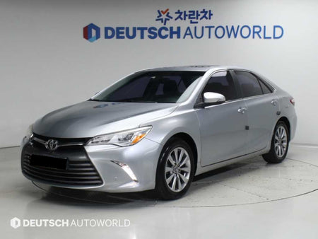 Toyota Camry — photo 01