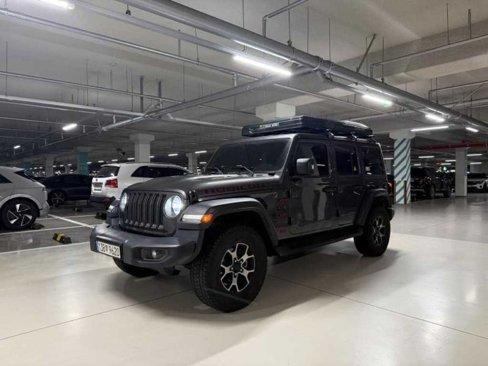 Jeep Wrangler — photo 01