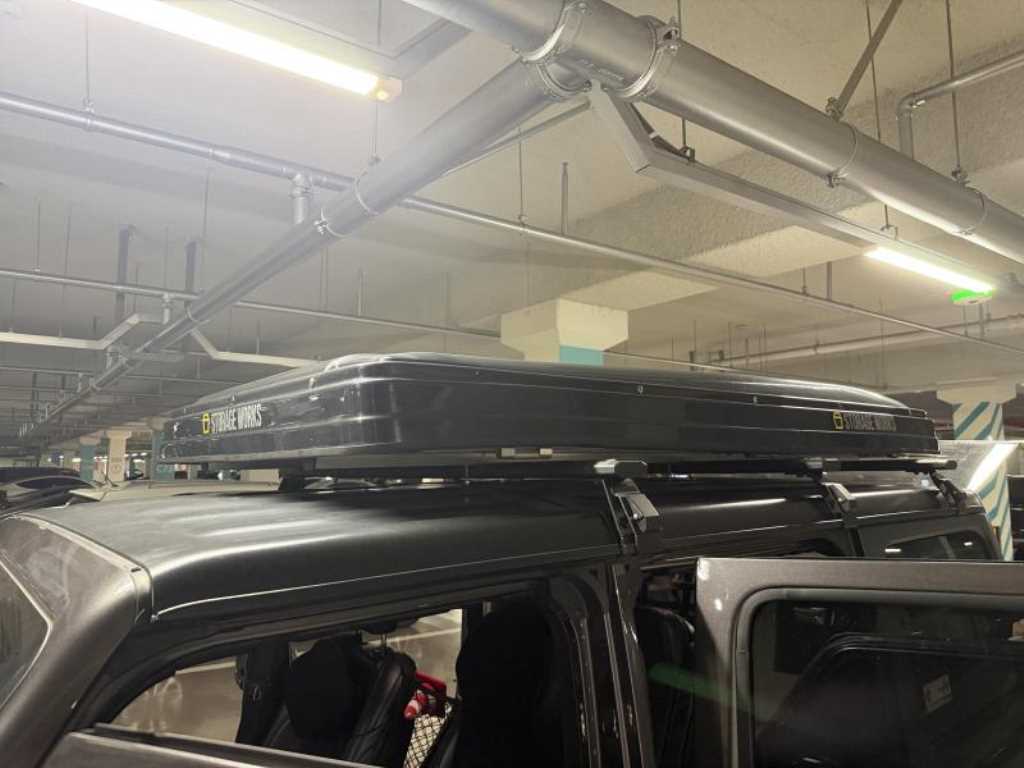 Jeep Wrangler — photo 14