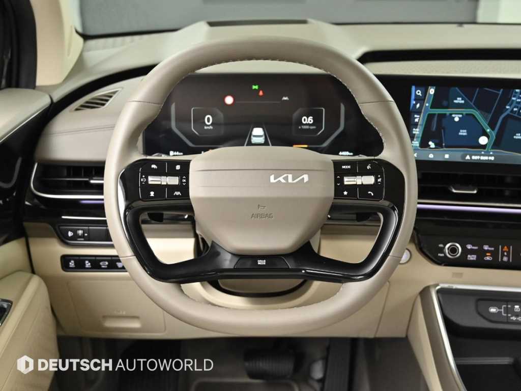 Kia Carnival — photo 13