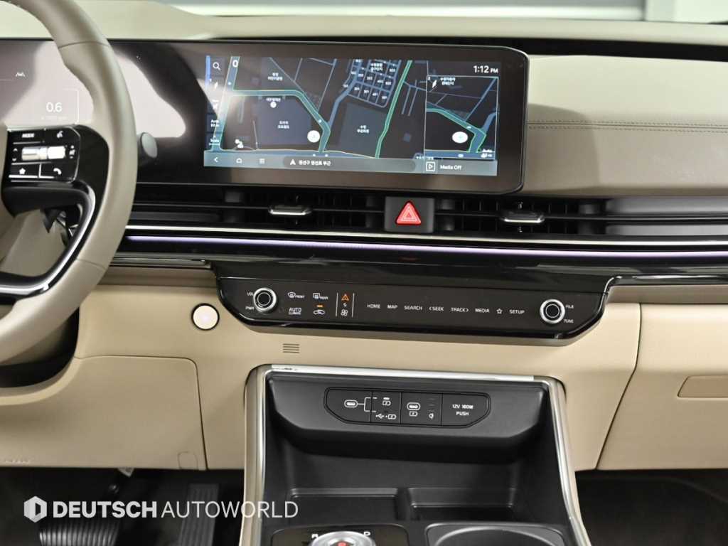 Kia Carnival — photo 14