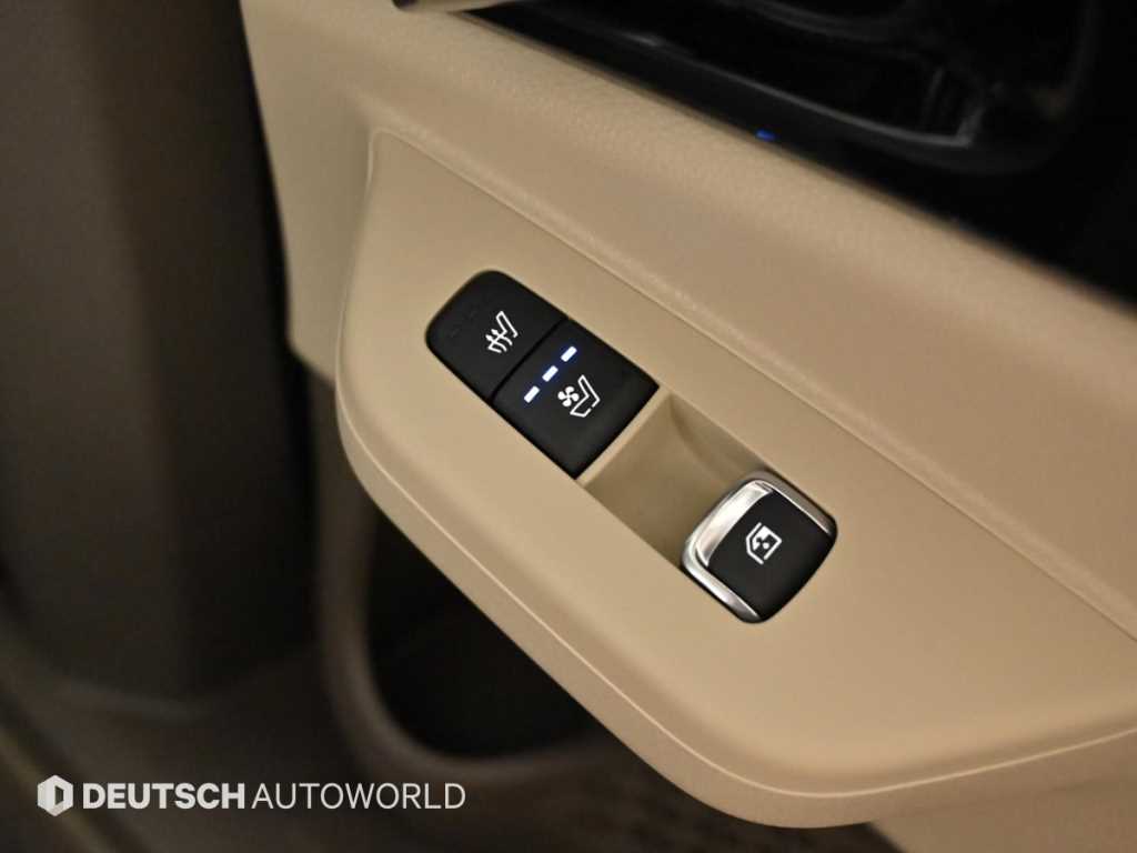 Kia Carnival — photo 16